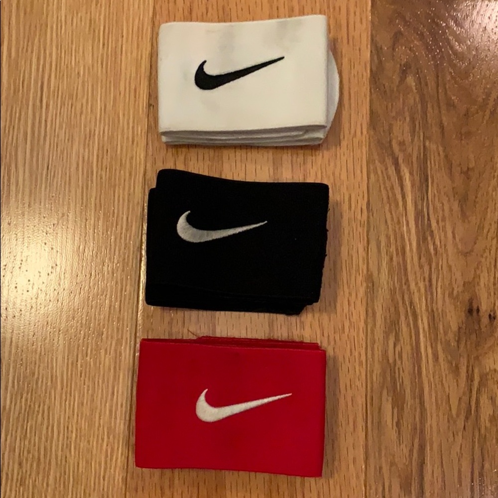 Nike soccer shinguard holders